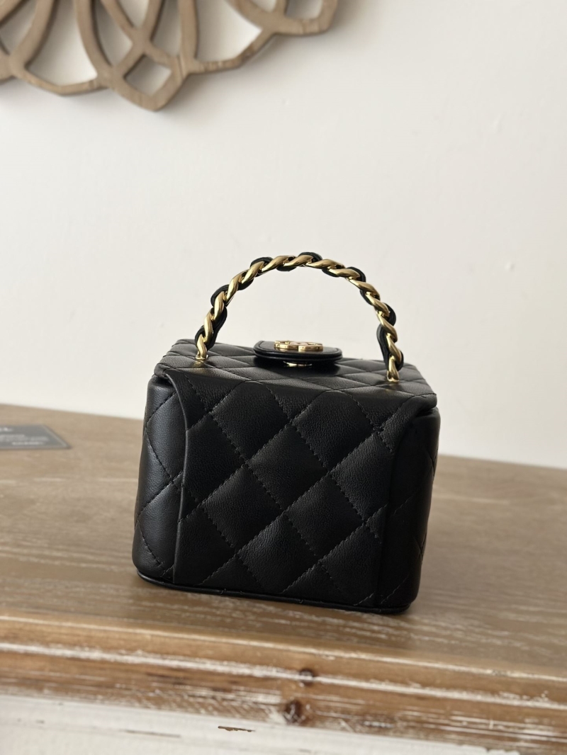 Ch**el cosmetic bags